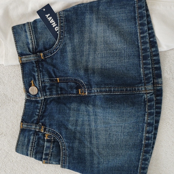 NWT baby Gap white stretch 2T denim bottoms & NWT old Navy 5 pocket skirt - Picture 2 of 13